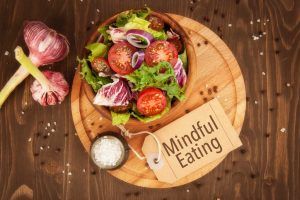 Mindful Eating: Comer con Consciencia para una Vida Más Saludable